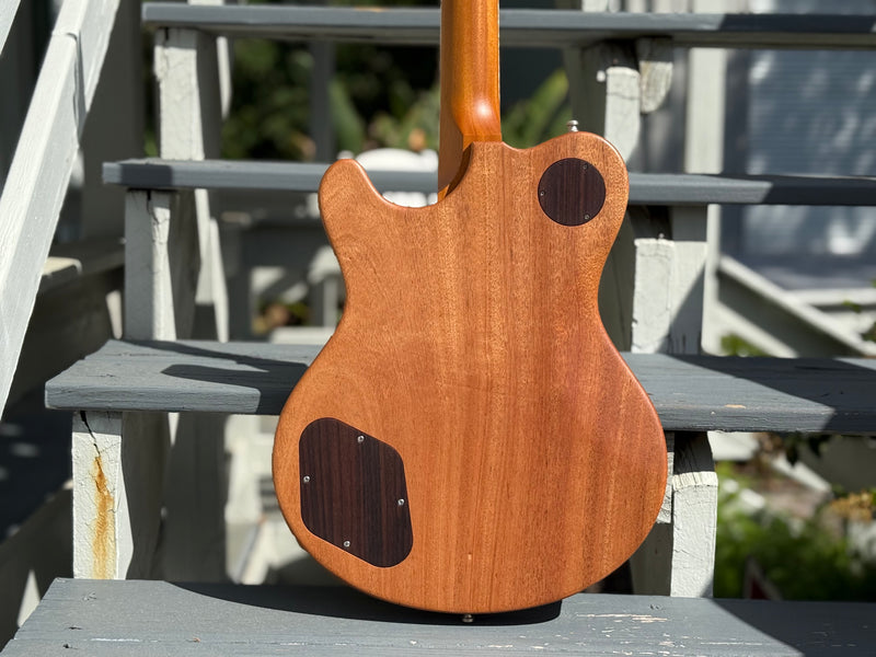 Nik Huber Dolphin 59 Exceptional Top