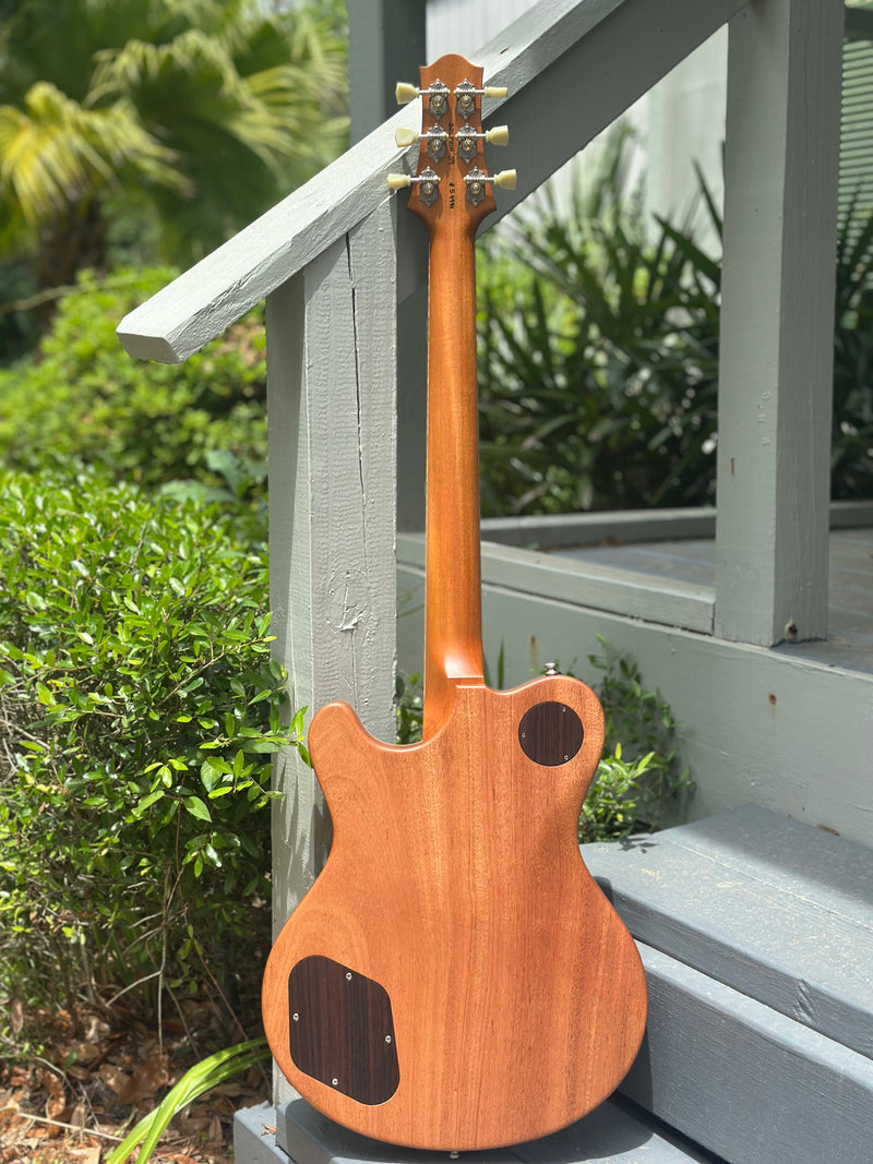 Nik Huber Dolphin 59 Exceptional Top